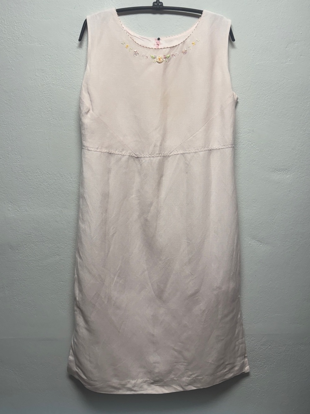 Sleeveless Pale Pink Embroidered Neckline Shift Dress